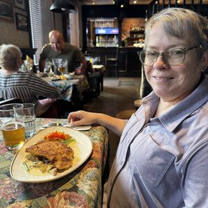 Lisa's happy with the Schnitzel
